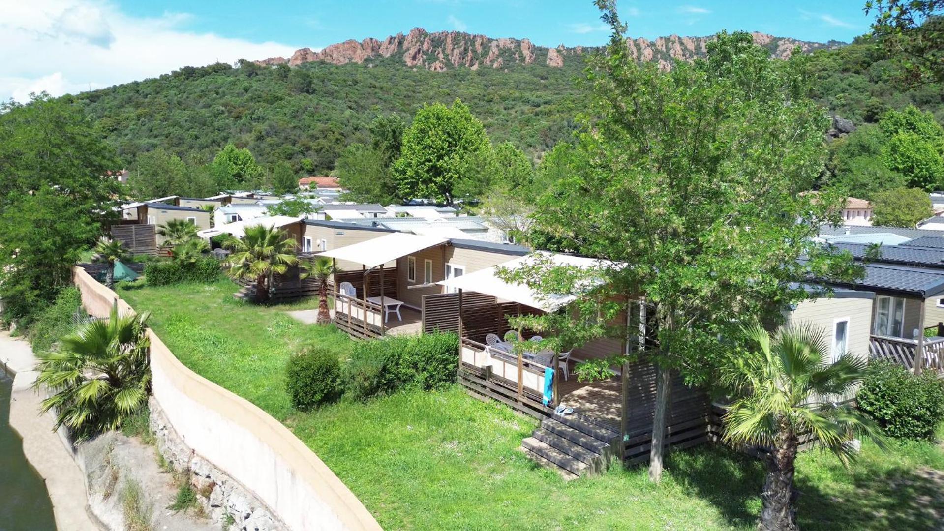 露营山谷天堂酒店 Saint-Raphaël 外观 照片